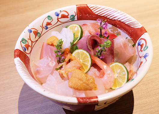 日本海海鮮丼