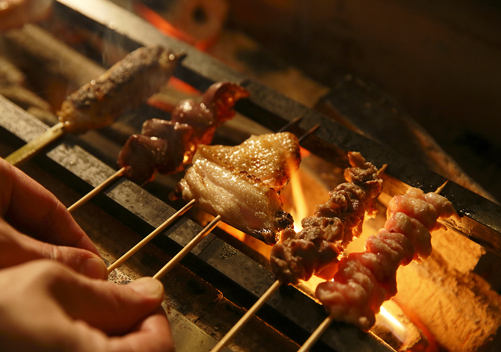 七谷地鶏を中心とした五鉄の焼き鳥テイクアウトはじめました 金沢 富山で居酒屋などの飲食店を展開するファーストダイニング 大人数の宴会や歓送迎会 慶事などにも幅広く対応